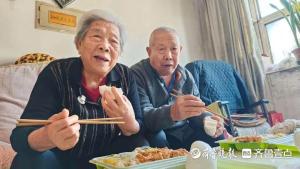 山东一高校“3元定制午餐”火了 七年爱心传递