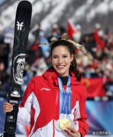 人民日报专访谷爱凌 冰雪顶流再创辉煌