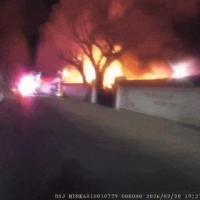 入职仅7个月的00后民警两入火海 勇救两名被困老人