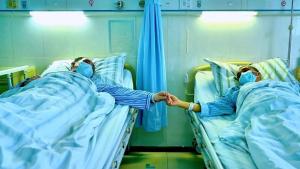 61岁父亲为救儿子切半个肝脏 舍命相救点燃希望