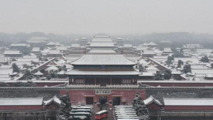 北京：京城普降大雪，今天白天仍有间歇性小雪 积雪影响早高峰出行