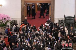 “成为中国人”为何刷屏两会 文化吸引力凸显