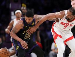 火箭94-101不敌湖人 詹姆斯准三双主导胜局