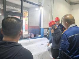 矿难搜救现场指挥人员怒斥阴阳图纸 救援难度大增