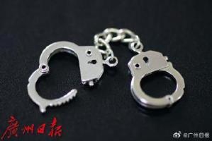 两男子飞车抢夺金链零口供被判刑 顽固拒认罪行受严惩