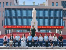 退役复学后 全专业只剩一个人 独苗的特别经历