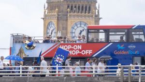 英国脱欧公投10年：受伤的国家和后悔的英国人 政局动荡与经济萎缩