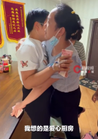 地铁吐血女孩称生命进入倒计时：半月内多次收到病危通知单