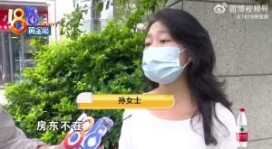 租客称出租房床垫掀开发现不少垃圾：内裤、鸡蛋壳、打火机还有耳机？