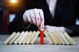 官方：珍视明等37批次药品抽检不合格 老牌药企质量危机