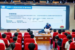 上海徐汇区防空警报试鸣疏散演练举行 提升师生应急避险能力