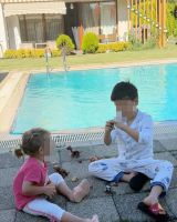 母子赴土耳其失联近1个月 家属报警 多方寻人未果