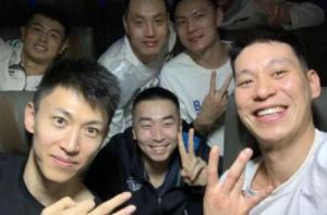 林书豪：北京双塔太棒了 看兄弟们打球我快掉泪了
