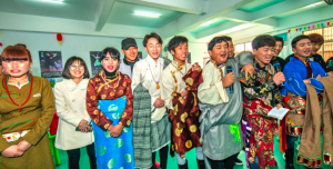 西藏班办学40周年工作座谈会在拉萨举行