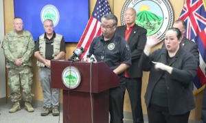 美国官员为夏威夷火灾期间警报未响辩护：响了也救不了所有人