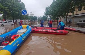 多支民间救援队紧急前往涿州救援 一方有难八方支援，共度难关！