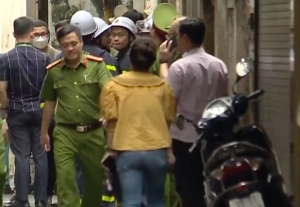 越南一公寓深夜发生火灾40人死亡，疑电动车电池爆炸！