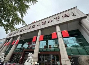 外国运动员组团到杭州市场扫货，主打一个入乡随俗