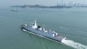 唐山舰厦门舰首次在命名城市靠泊开放 军民共庆海军75周年