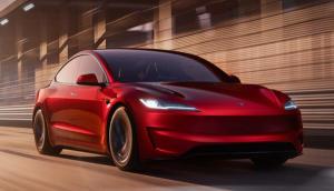 特斯拉美国Model 3 Performance涨价1000美元 电动车市新动向