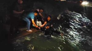 男子在大瀑布上游救起两条命 警民合力化险为夷