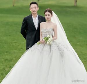 汪小菲兩次婚禮差距大 低調(diào)與平淡中的真摯祝福