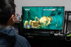 韓網(wǎng)紅首次看中劇震驚男人做飯 文化差異引發(fā)熱議