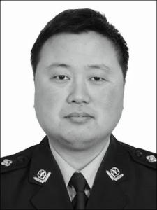 55歲民警華小平因公殉職,！