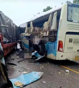 一中考接送車發(fā)生車禍 兩名學生不幸遇難