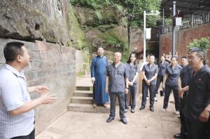 男子損毀清代茶幾座椅獲刑 司法守護(hù)文化遺產(chǎn)底線