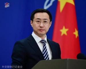 外交部回应日本舰艇侵闯中国领海 依法依规处置