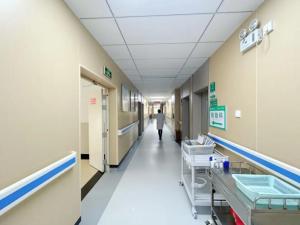 女子引产被拒诞下女婴5名责任人被罚 违规抱养引发关注