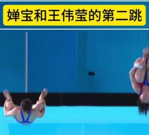 全红婵跳水慢动作看不够 慢镜头里的小瑕疵