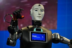 机器人企业骗局：路演厅上演提线木偶 技术包装迷惑投资人