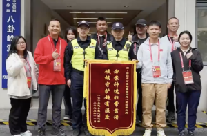 深圳警方45分钟寻回记者手机！