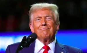 特朗普起诉英国广播公司并索赔50亿美元