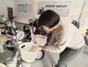 新国标电动车“捆绑”北斗定位销售 市场反响积极