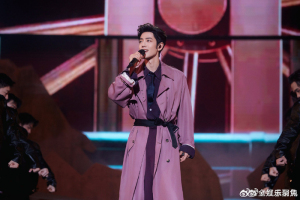 肖战斩获2025百指年度冠军 登顶男女艺人榜首