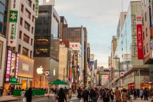 日本的“中国依存症” 游客消失冲击零售业