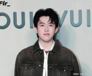 国乒颜值担当！王楚钦亮相北京线下活动