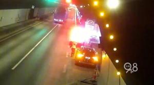 杭州高速上8分钟生命接力 警医联动救危急