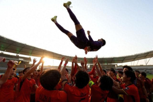 媒体：U23国足彰显前所未有的自信 铁血防守创造历史