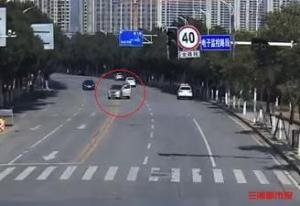“无人驾驶”面包车马路上溜车 交警半分钟化险为夷