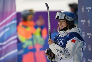 坡障决赛再战卫冕冠军，谷爱凌能否弥补四年前无缘金牌的遗憾？ 再度屈居亚军但仍感骄傲