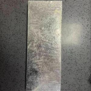 男子网购椅子却收到价值40万元银砖 意外收获引发关注