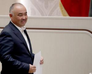 吉尔吉斯斯坦政坛地震释放何信号 权力格局重构引发关注