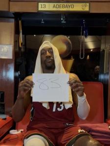 媒体人：阿德巴约砍83分创造历史 刷新多项纪录