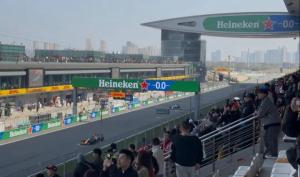 F1上海站鸣枪在即 23万人狂欢开启