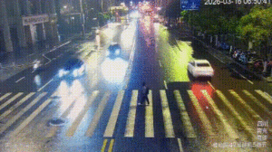 多方回应高中生过斑马线被撞飞身亡 悲剧敲响安全警钟