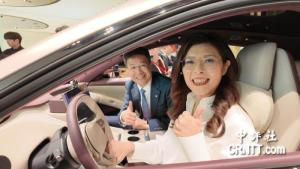 郑丽文老公全身除优衣库外都是小米 点赞小米全自动化